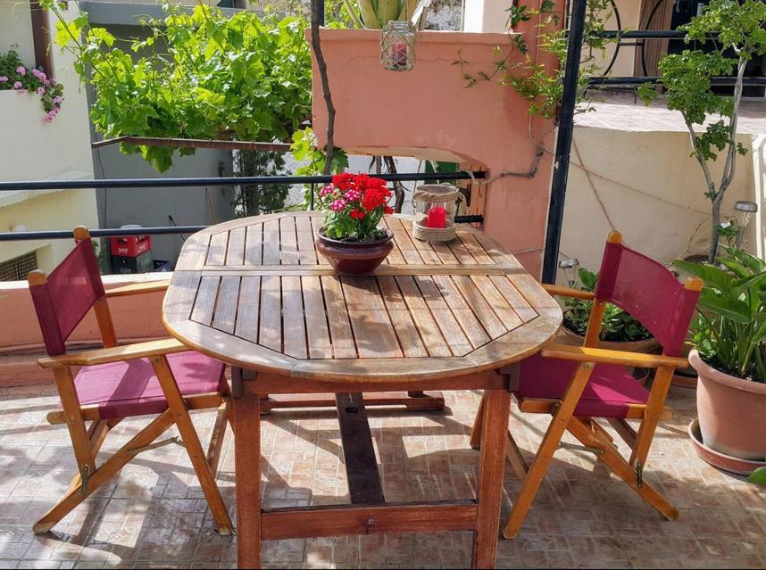 Traditional Residence With Terrace Latsida 외부 사진